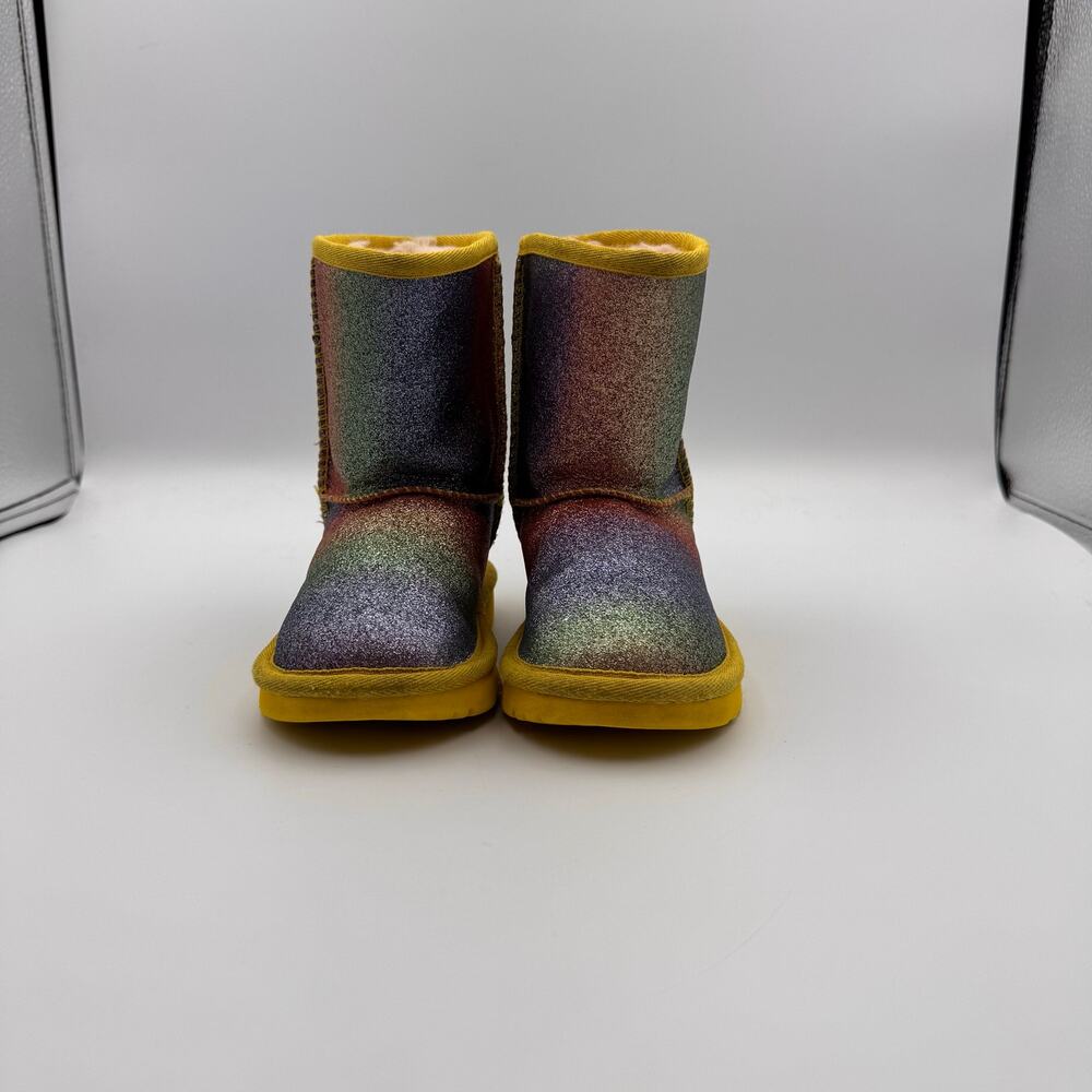 Kids Size 8 UGG Classic Short Rainbow Glitter Yellow Trim Sheerling Lined Boots